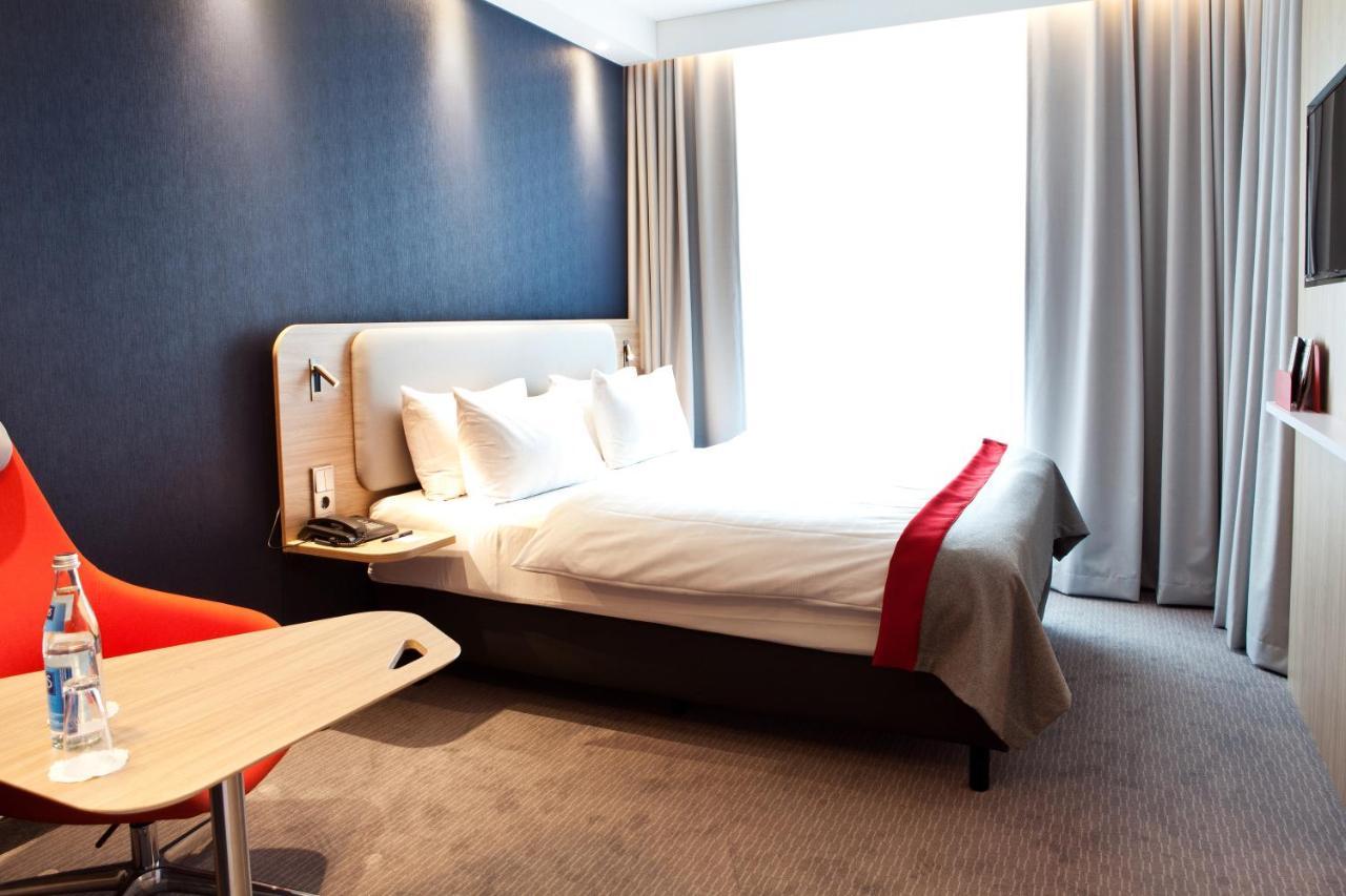 Holiday Inn Express - Saarbruecken By Ihg Εξωτερικό φωτογραφία