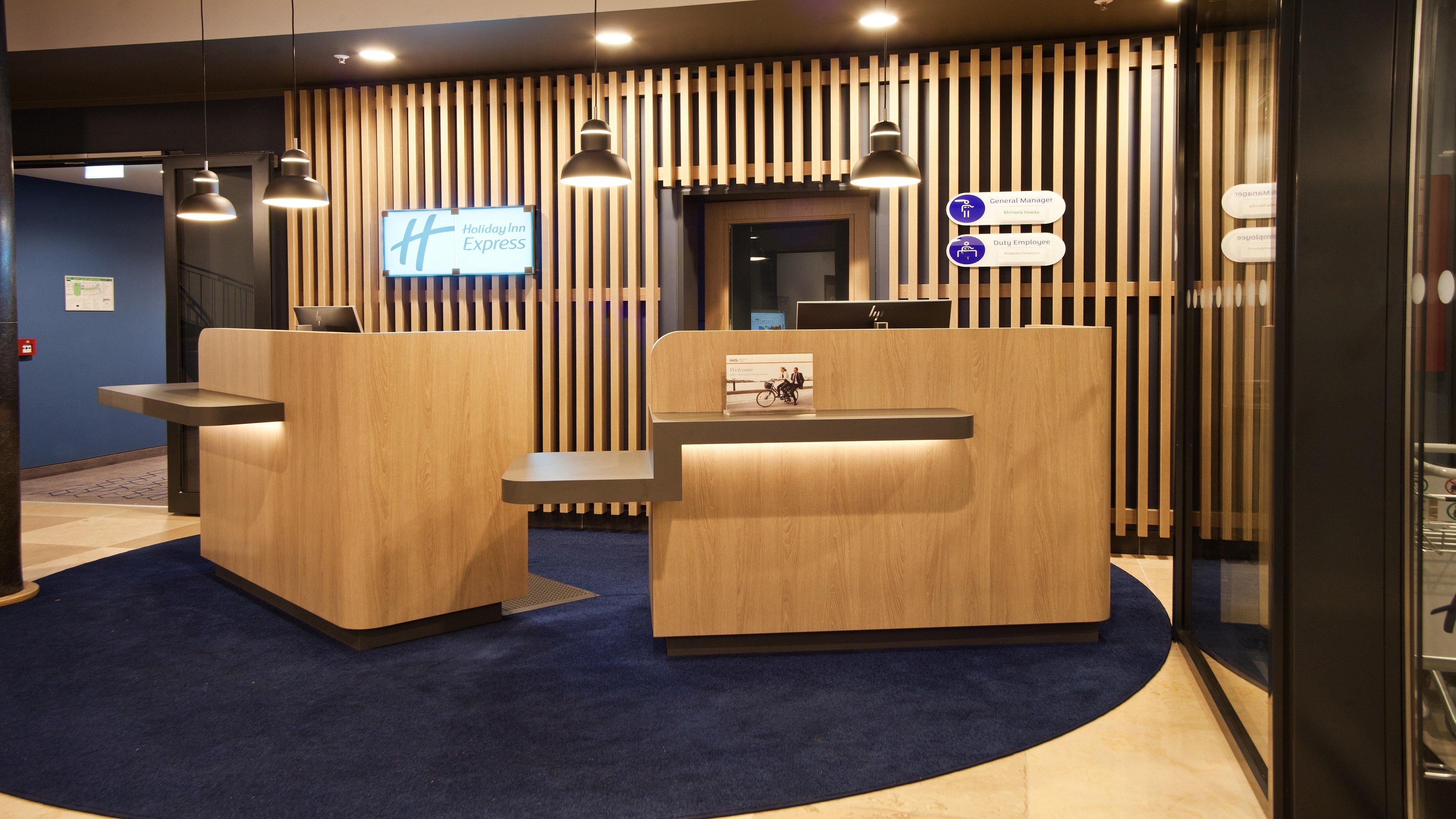 Holiday Inn Express - Saarbruecken By Ihg Εξωτερικό φωτογραφία