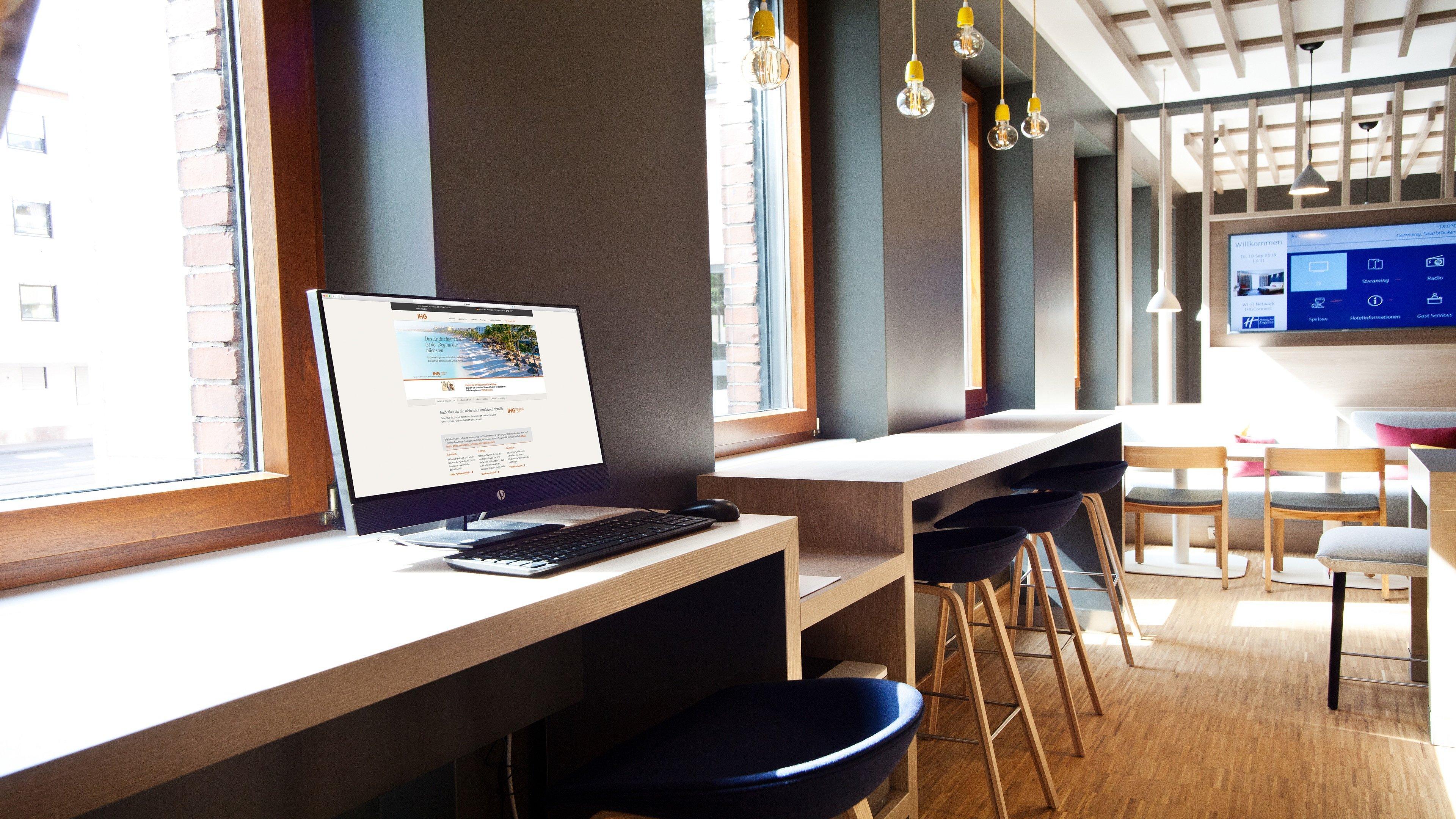 Holiday Inn Express - Saarbruecken By Ihg Εξωτερικό φωτογραφία