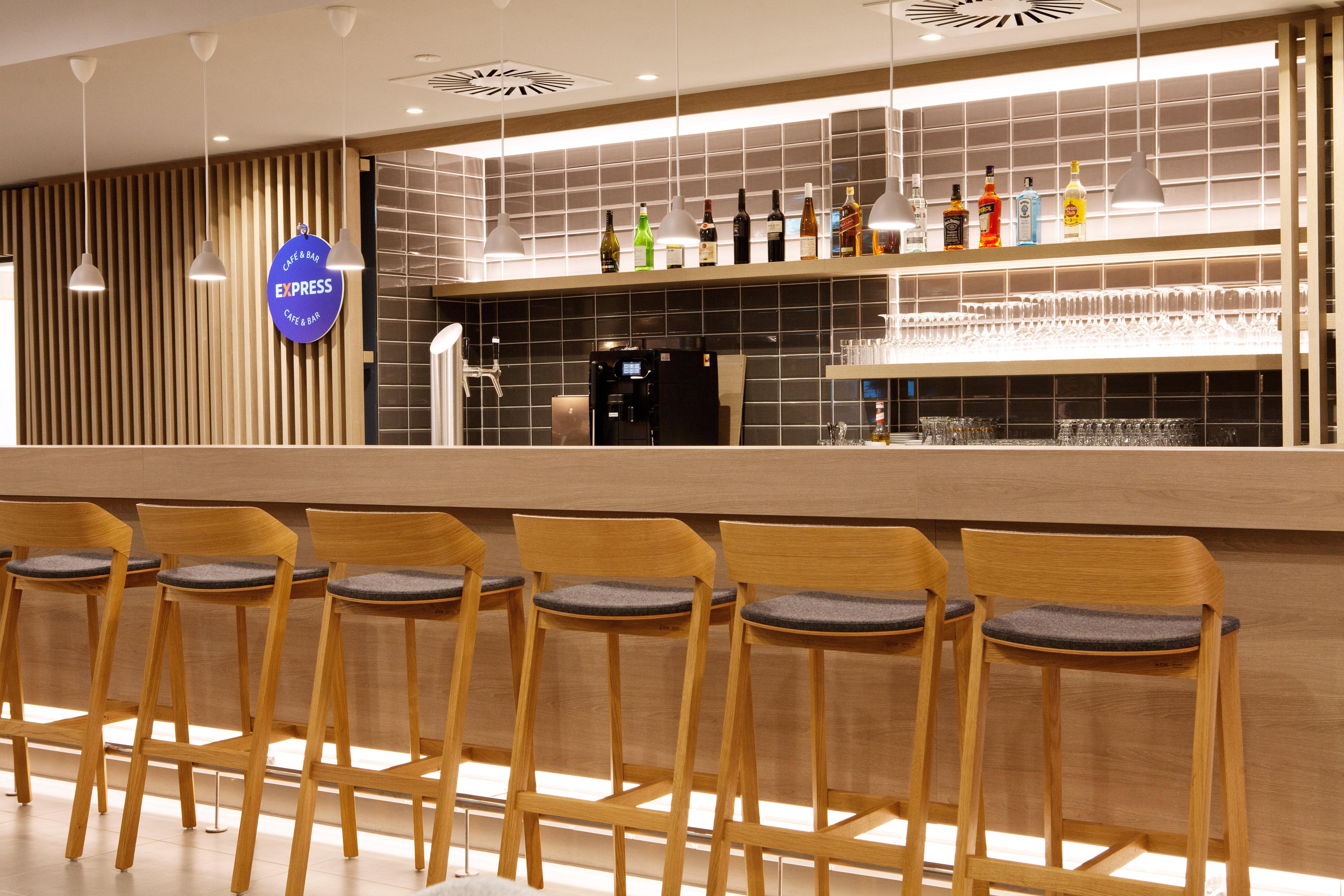 Holiday Inn Express - Saarbruecken By Ihg Εξωτερικό φωτογραφία